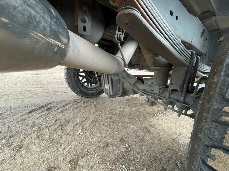 2003-chevrolet-silverado-2500-image-28