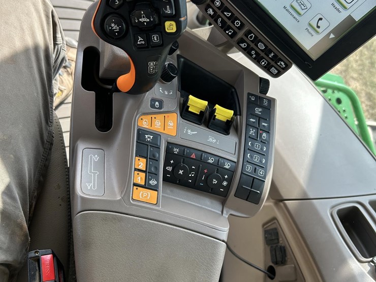 2021-john-deere-s790-image-101