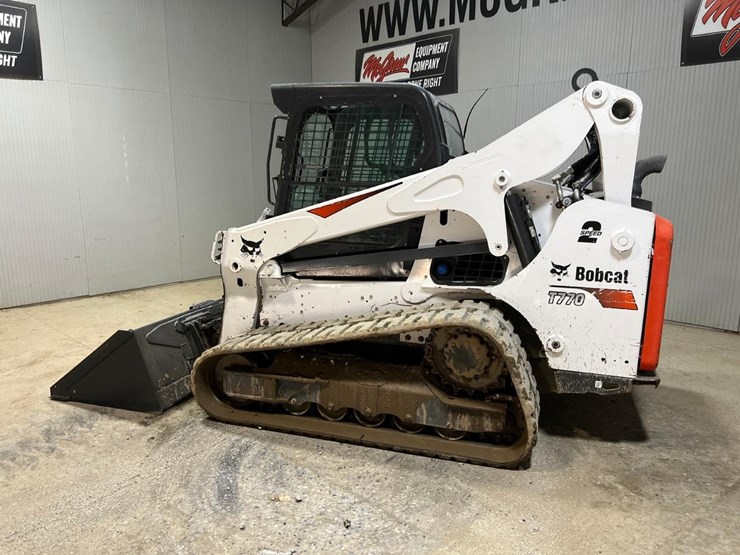 2021-bobcat-t770-image-3