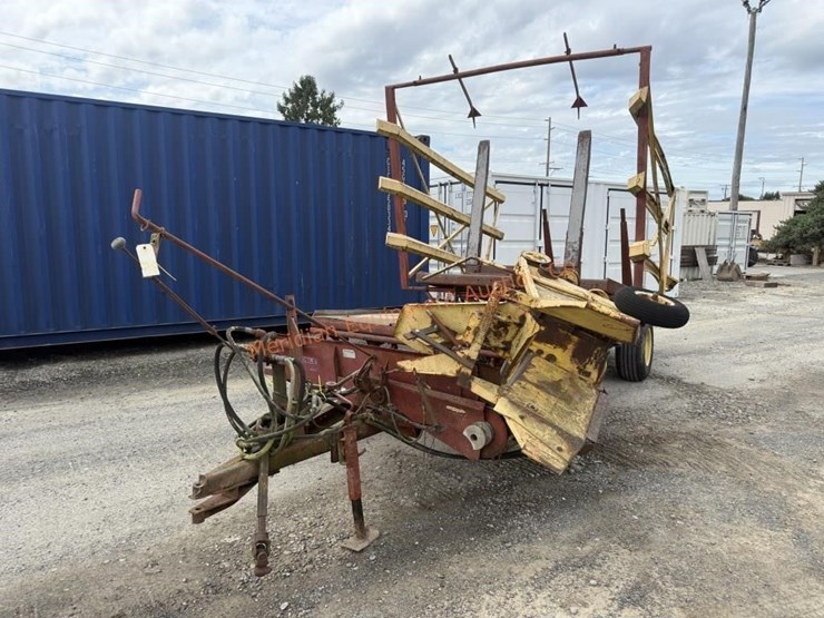 new-holland-1002-image-9