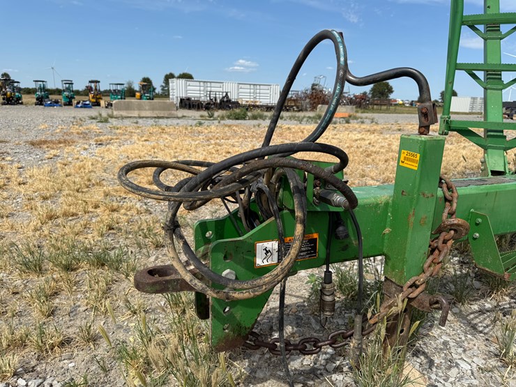 john-deere-1900-image-11
