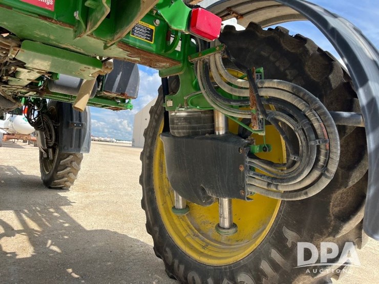 2014-john-deere-r4038-image-50
