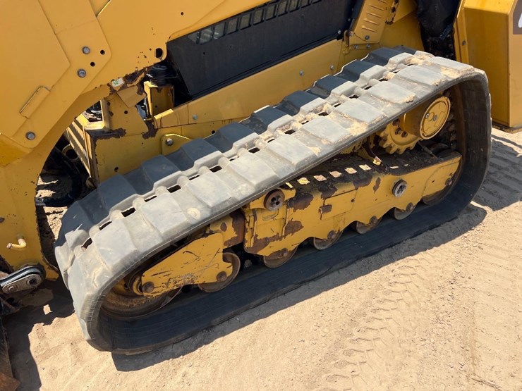 2019-caterpillar-299d2-xhp-image-9