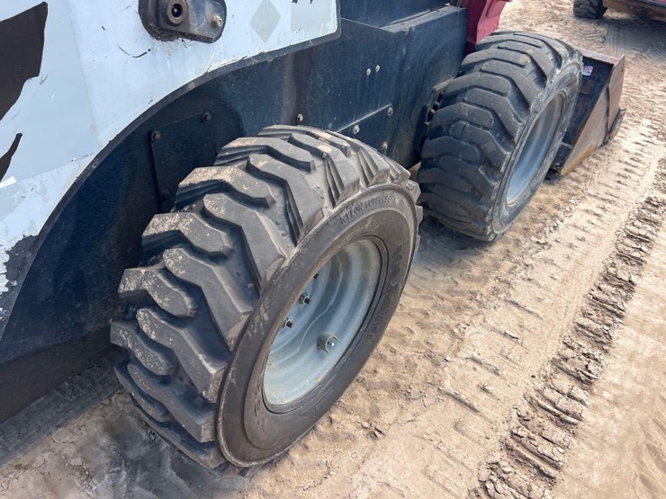 takeuchi-ts80r2-image-17