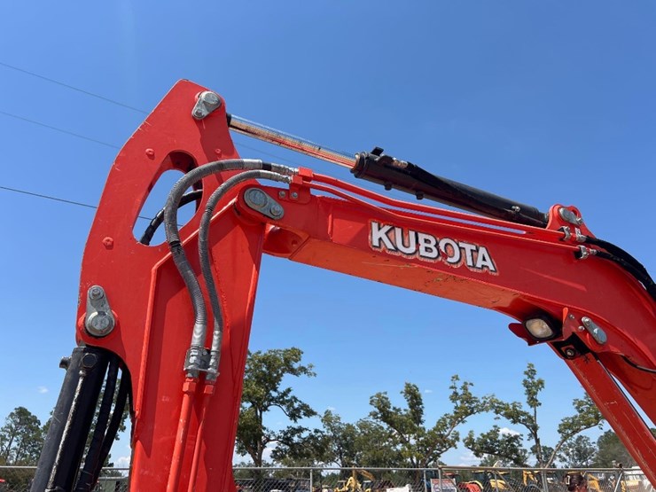 kubota-kx057-4-image-13