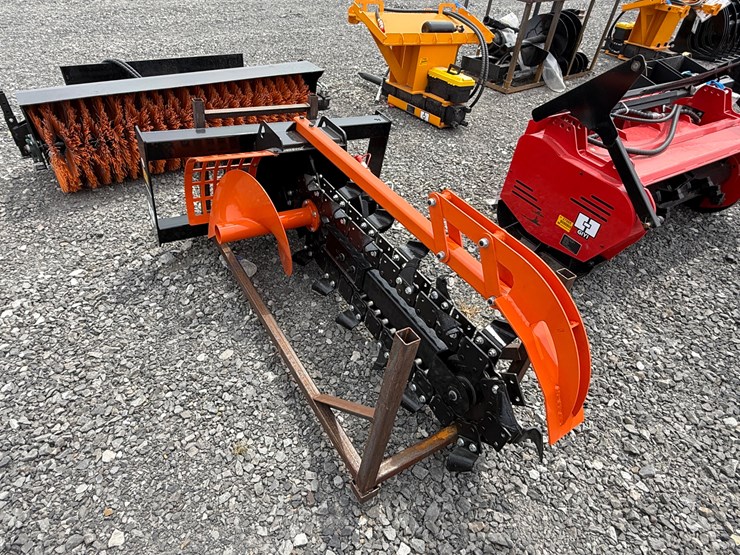 #2000-•-#27000-•-unused-giyi-gy-d39f-skid-steer-trencher-f-dkgj392507110-image-4