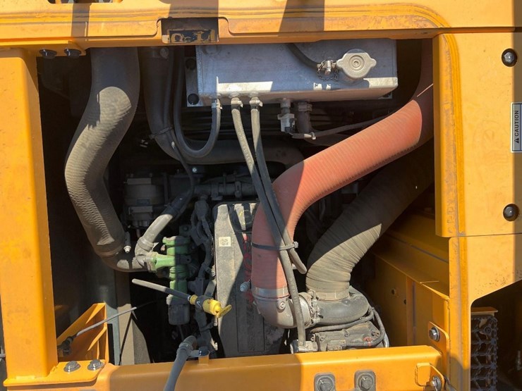 hyundai-hx235-lcr-image-24