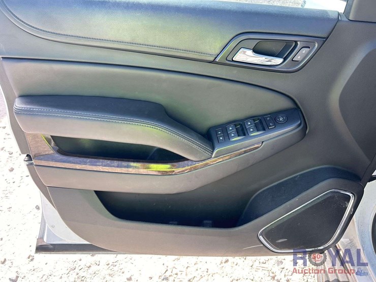 2018-chevrolet-tahoe-image-12