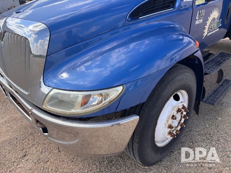 2006-international-durastar-4300-image-18