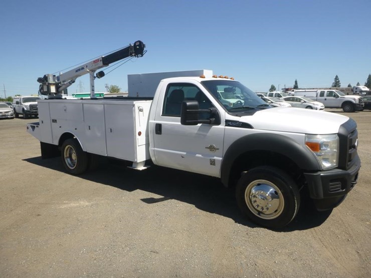 2011-ford-f550-image-2