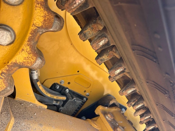 2023-caterpillar-259d3-image-20