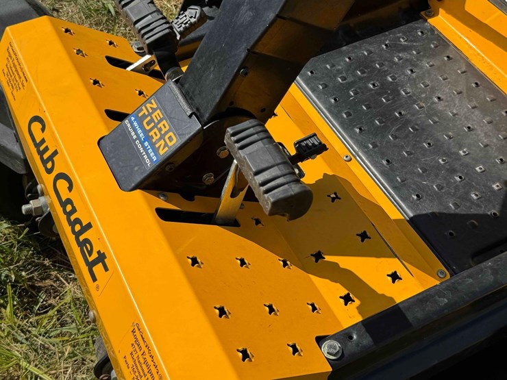cub-cadet-z-force-sx-mower,-image-14