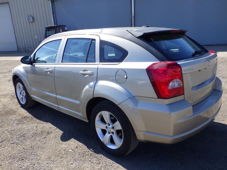 2010-dodge-caliber-image-4