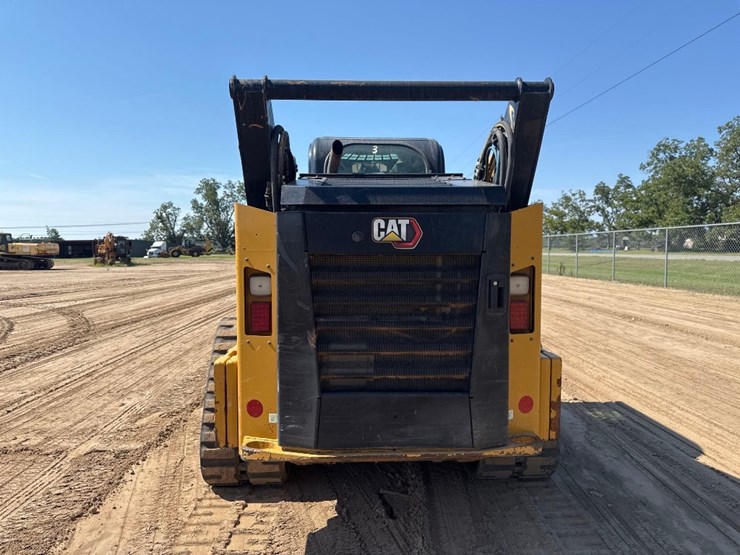 2023-caterpillar-299d3-image-7