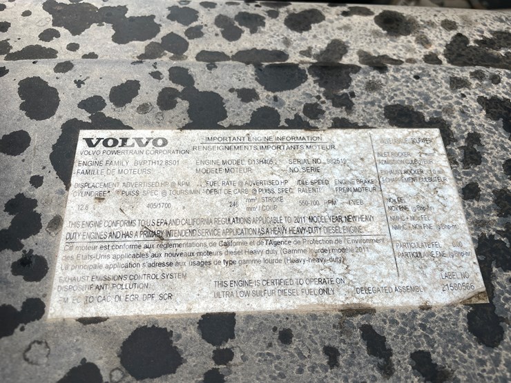 #2146-•-2012-volvo-d13-truck-tractor-(has-mn-title)-image-34