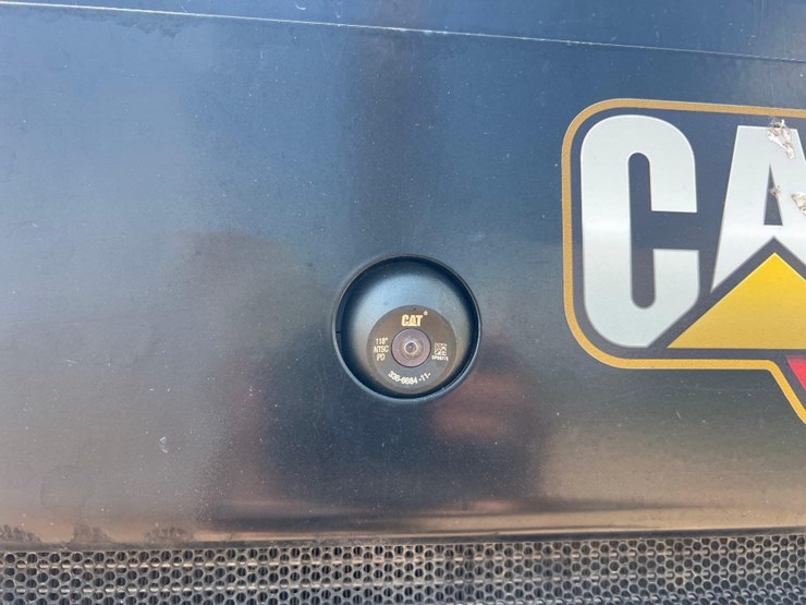 2023-caterpillar-259d3-image-13