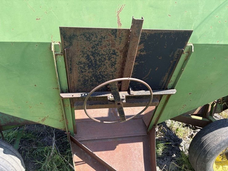 john-deere-1065a-image-14