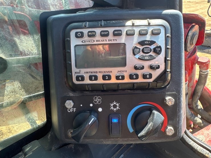 takeuchi-tl12v2-image-27
