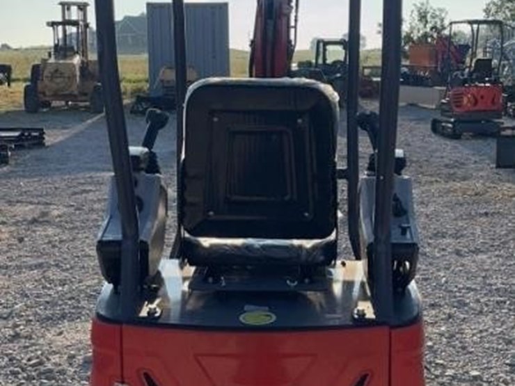 2025-cfg-mx15rx-mini-excavator-image-5