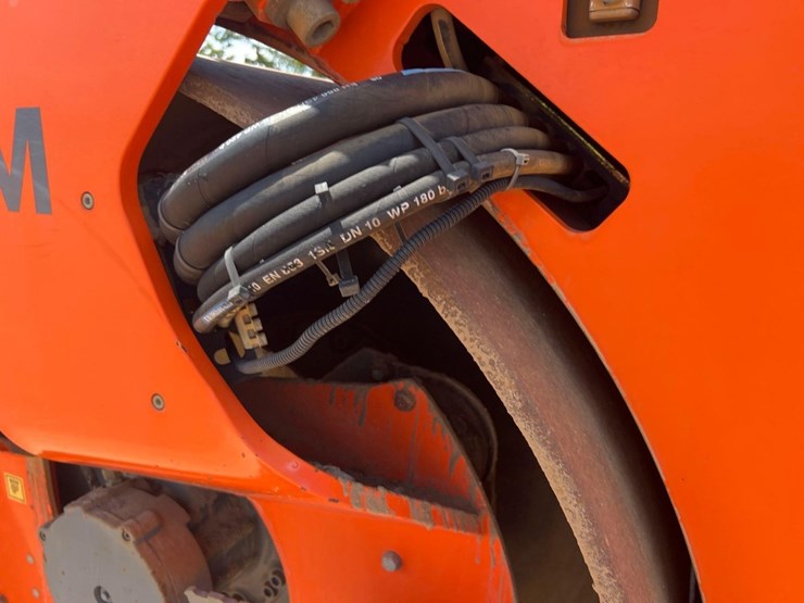 hamm-hd+-120i-double-drum-roller-image-12