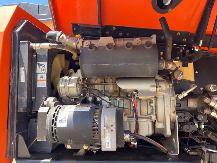 2006-jlg-660sj-image-16