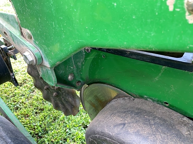 john-deere-1750-image-30
