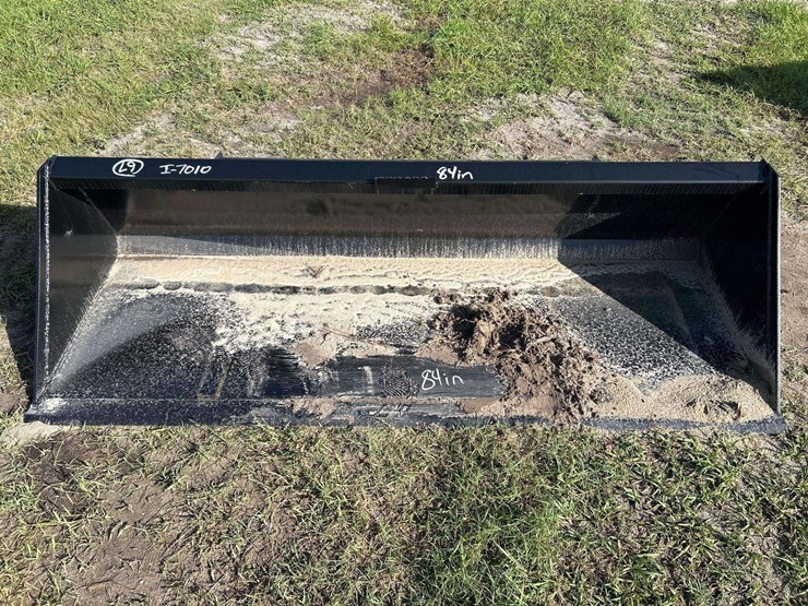2025-swict-84in-bucket-skid-steer-attachment-image-6