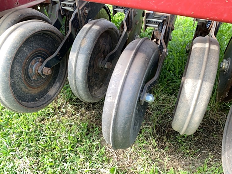 case-ih-5100-image-24