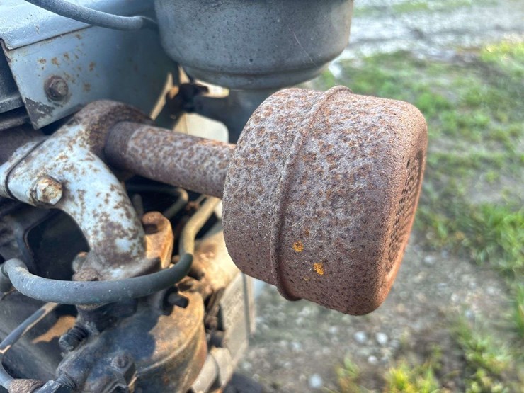gibson-aeh-garden-tractor-image-14