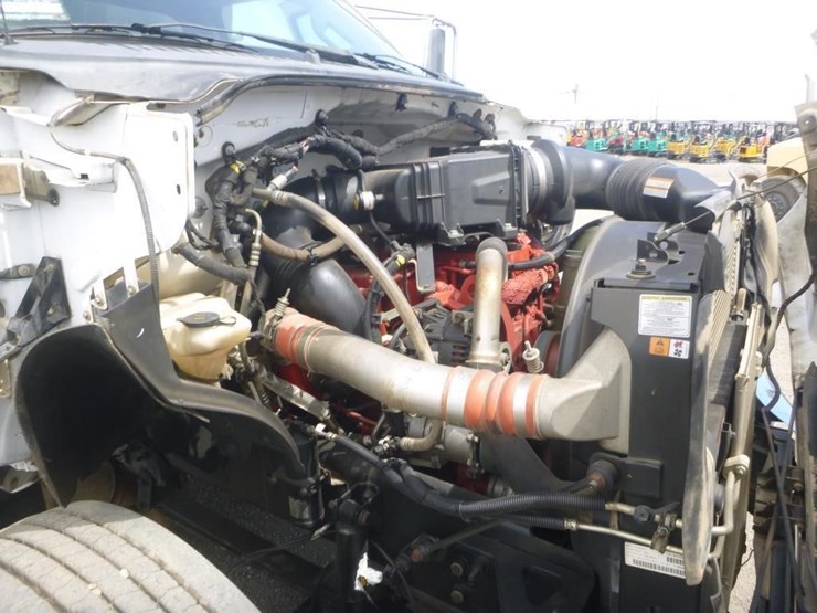2013-ford-f650-image-19