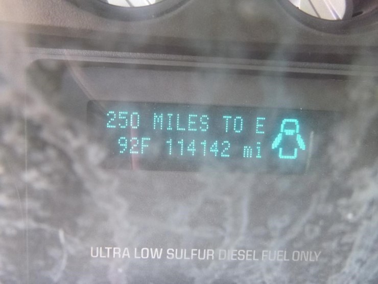 2012-ford-f550-image-23