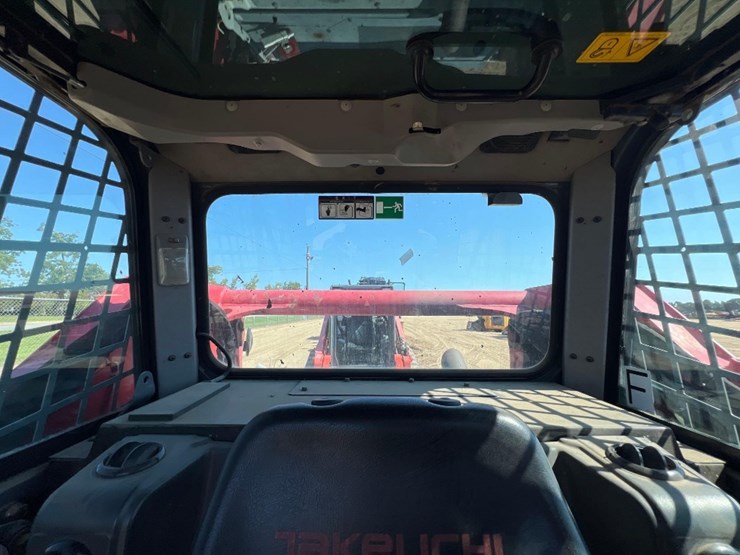 2018-takeuchi-tl10v2-image-35