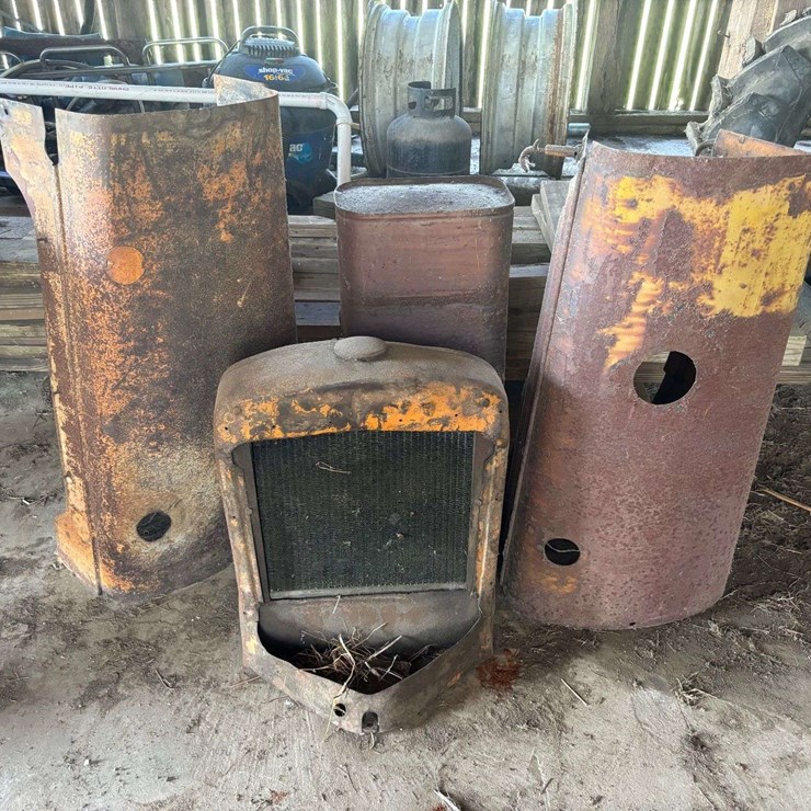 Minneapolis Moline Sheet Metal and Fuel Tank