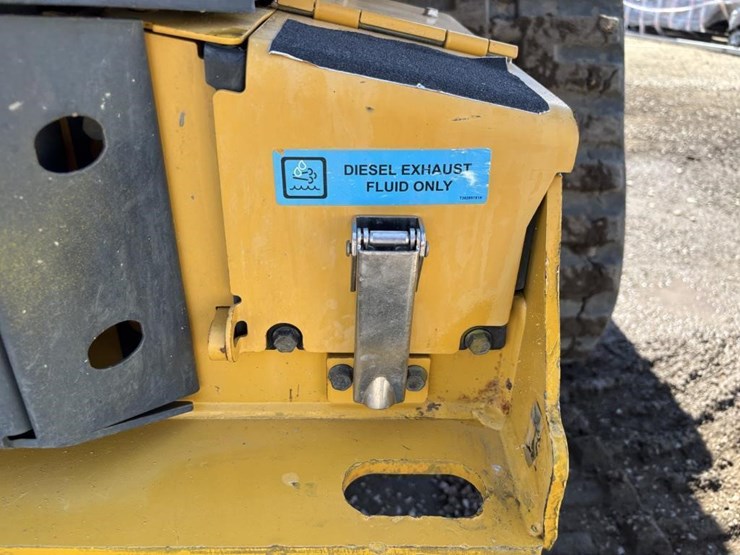 2019-deere-333g-image-33
