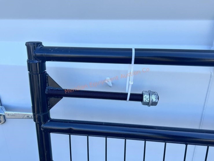 1--8'-mesh-farm-gate-image-3