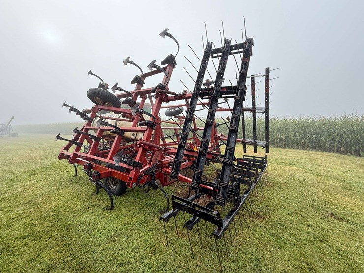 case-ih-4800-image-12