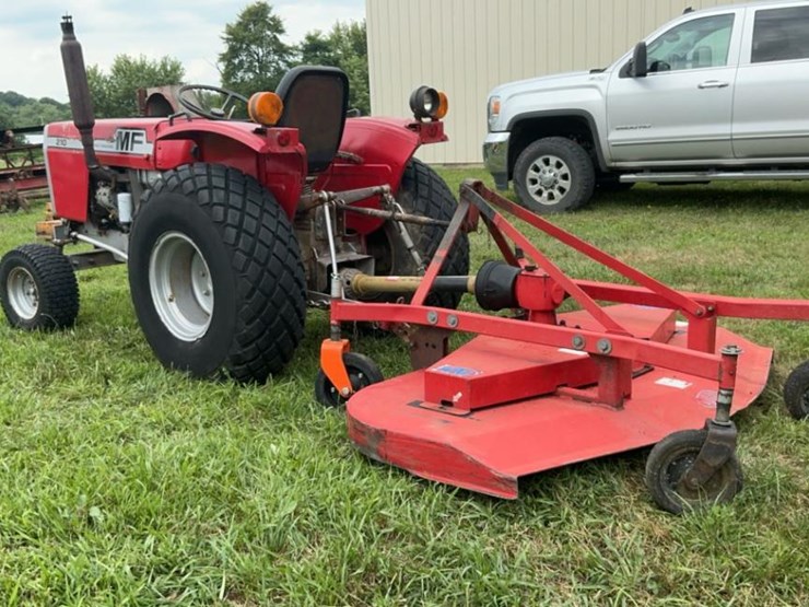 #124-•-massey-ferguson-mf210-tractor-image-2