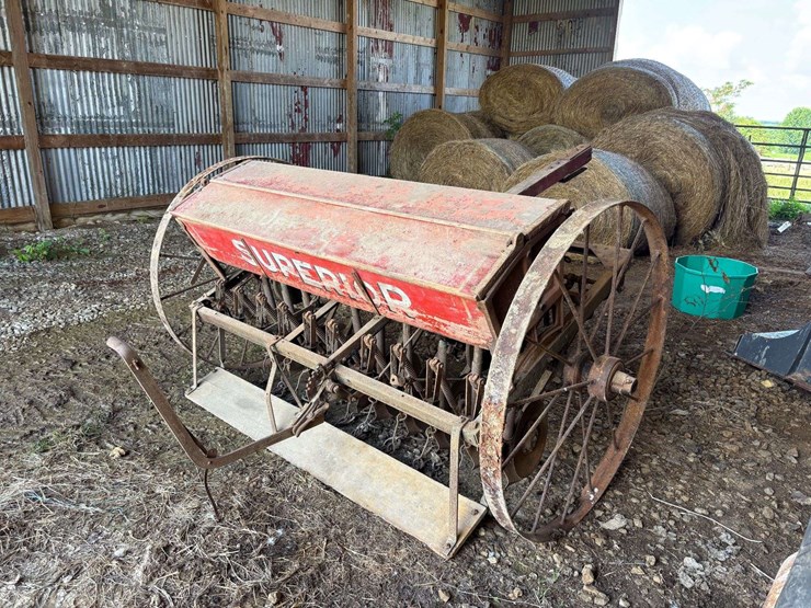 superior-7ft-grain-drill-image-4