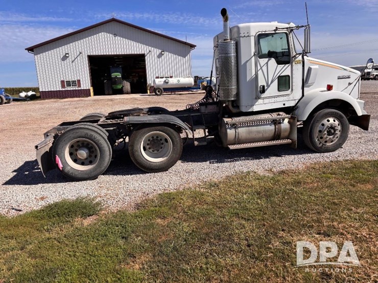 2005-kenworth-t800-image-4