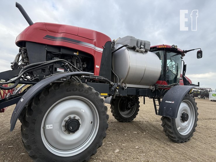 2020-case-ih-patriot-4440-image-18