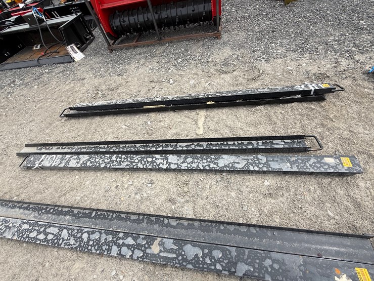 #2000-•-#26466-•-unused-visec-10'-forklift-extension-rod-image-6