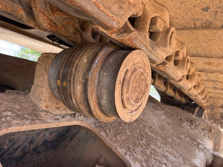 2008-deere-270d-lc-image-12