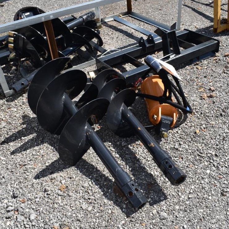 SKID STEER POSTHOLE DIGGER W/ 12" AND 18" AUGER