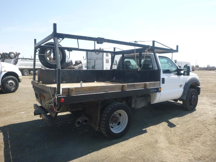 2012-ford-f550-image-3