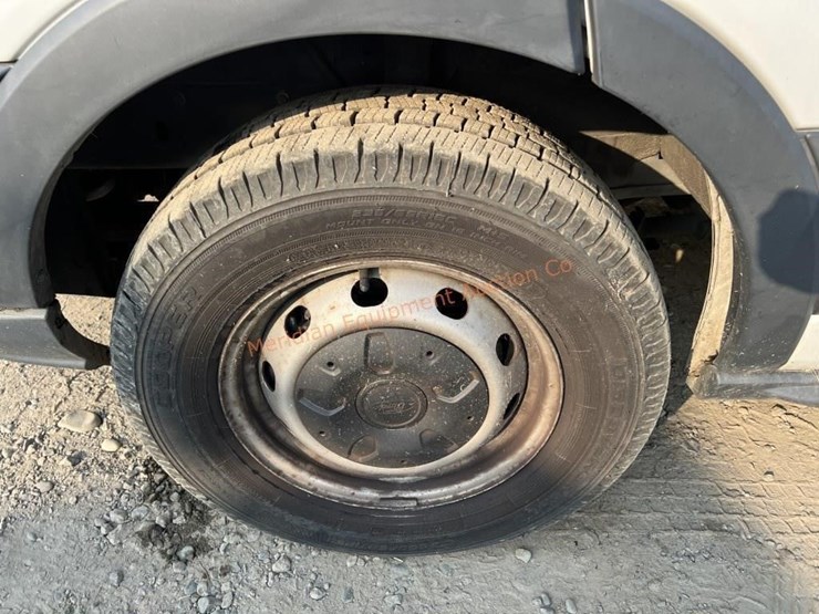 2016-ford-transit-image-9