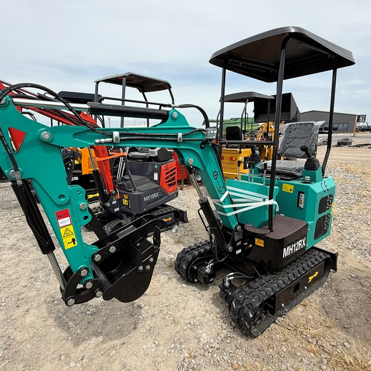 #220 • #26487 • Unused CFG MH12RX Mini Excavator