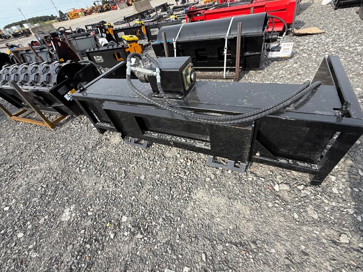#2000-•-#26352-•-unused-giyi-59"-skid-steer-screening-bucket-dzdd2507131-image-7