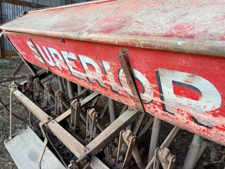 superior-7ft-grain-drill-image-20