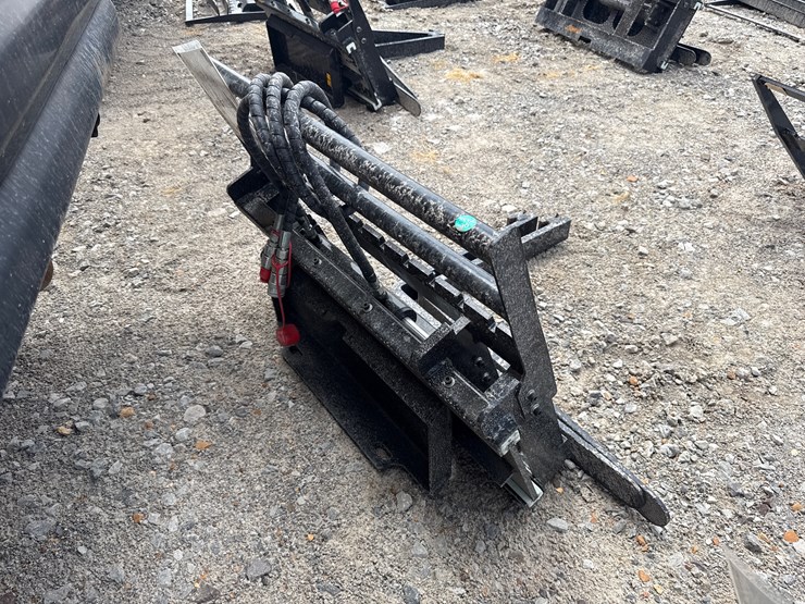 #230-•-#26376-•-unused-giyi-30"-mini-skid-steer-side-shift-fork-xcyhc2507282-image-3