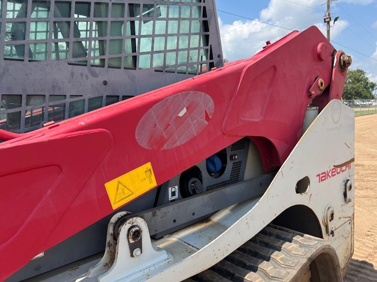 2018-takeuchi-tl12v2-image-20